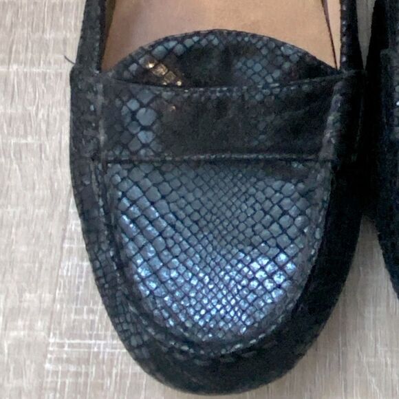 Vionic Larrun Black Snake Print Leather Loafer Shoes Women’s 8 Classic Preppy - Picture 6 of 16
